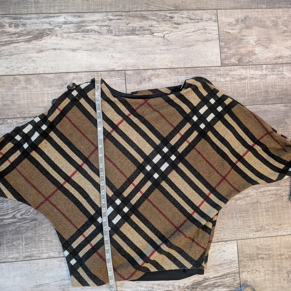 Frank Lyman Design Black and Brown Crew Neck Sweater - Picture 7 of 8